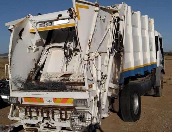 Despiece camion Renault 260 18